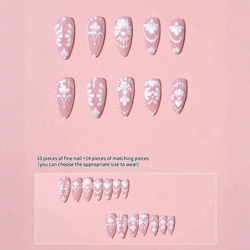 Nail art set with delicate flowers and elegant contours Stornfield