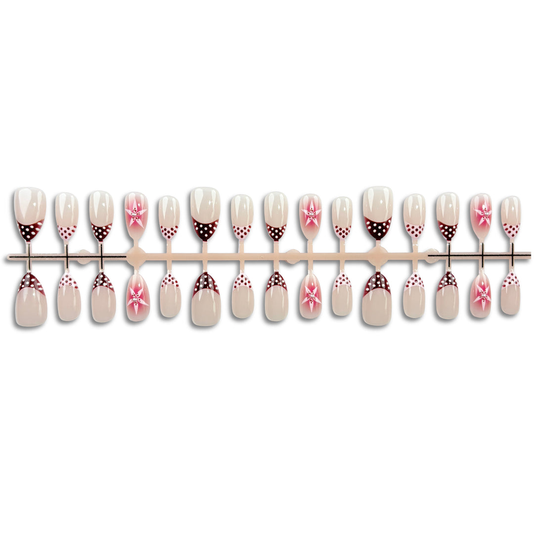 Elegant Press-On Nail Set with Artistic Design