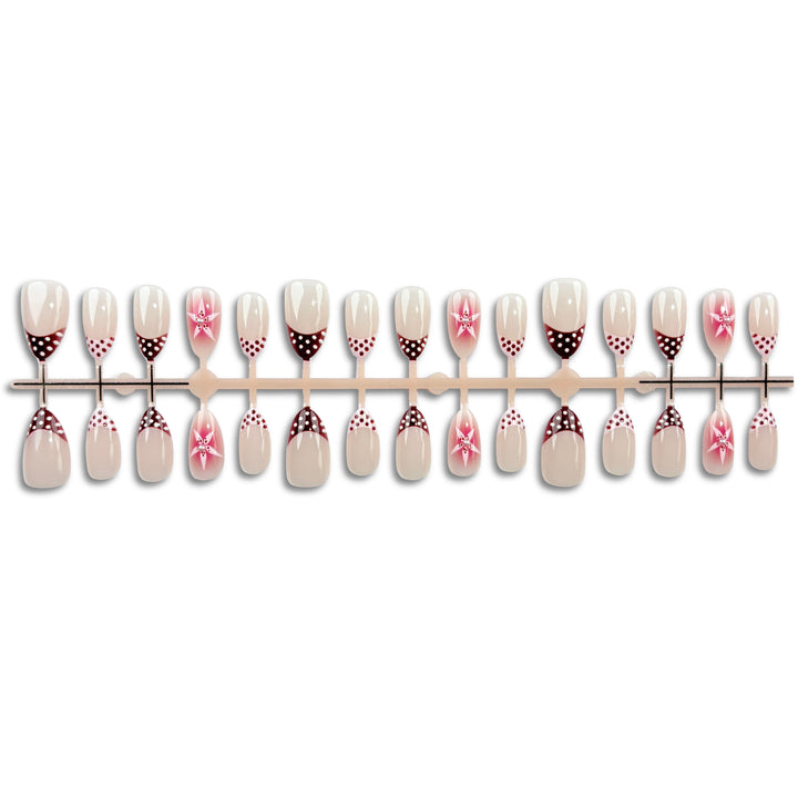 Elegant Press-On Nail Set with Artistic Design