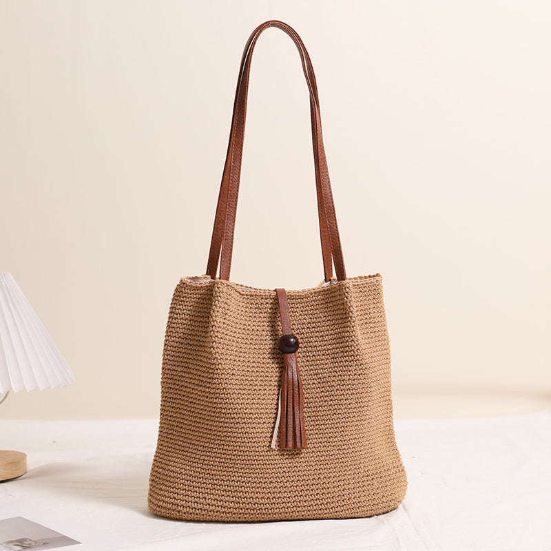 Hand-crocheted shoulder bag with leather details Stornfield