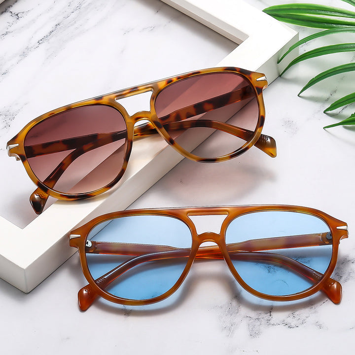 Ladies fashionable sunglasses with unique frame and high-protected lenses Stornfield