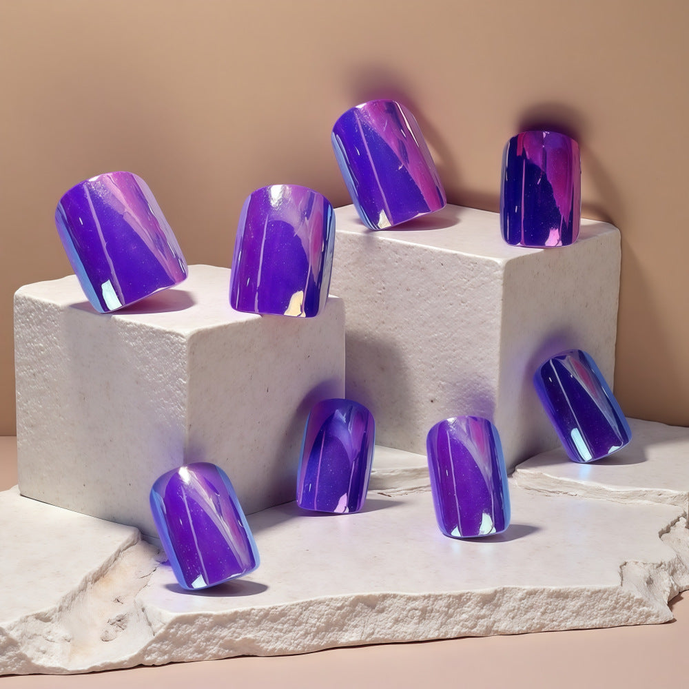 High-gloss artificial nails Stornfield