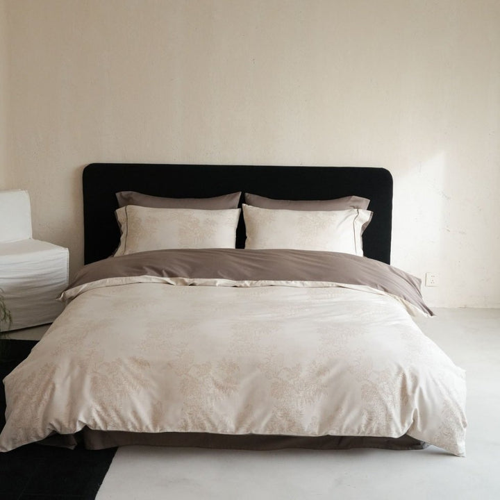 Luxury Cotton-Sateen Duvet Cover Set with Subtle Tonal Micro-Print & Hidden Closure