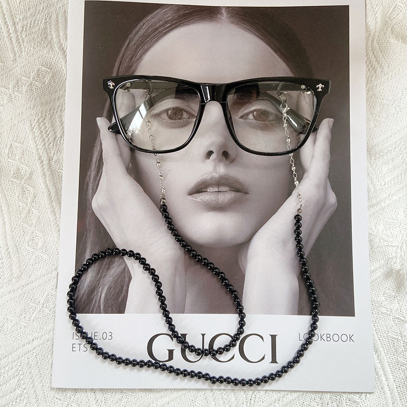 Fashionable glasses strap made of pearls Stornfield