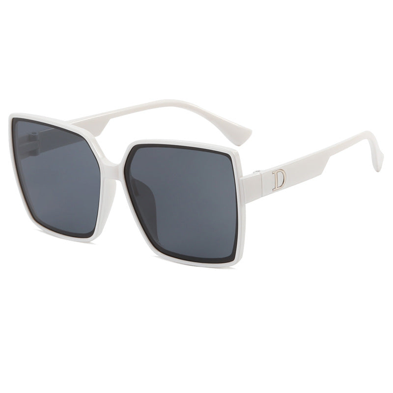 Women Oversized Sunglasses with Stylish Frame Stornfield