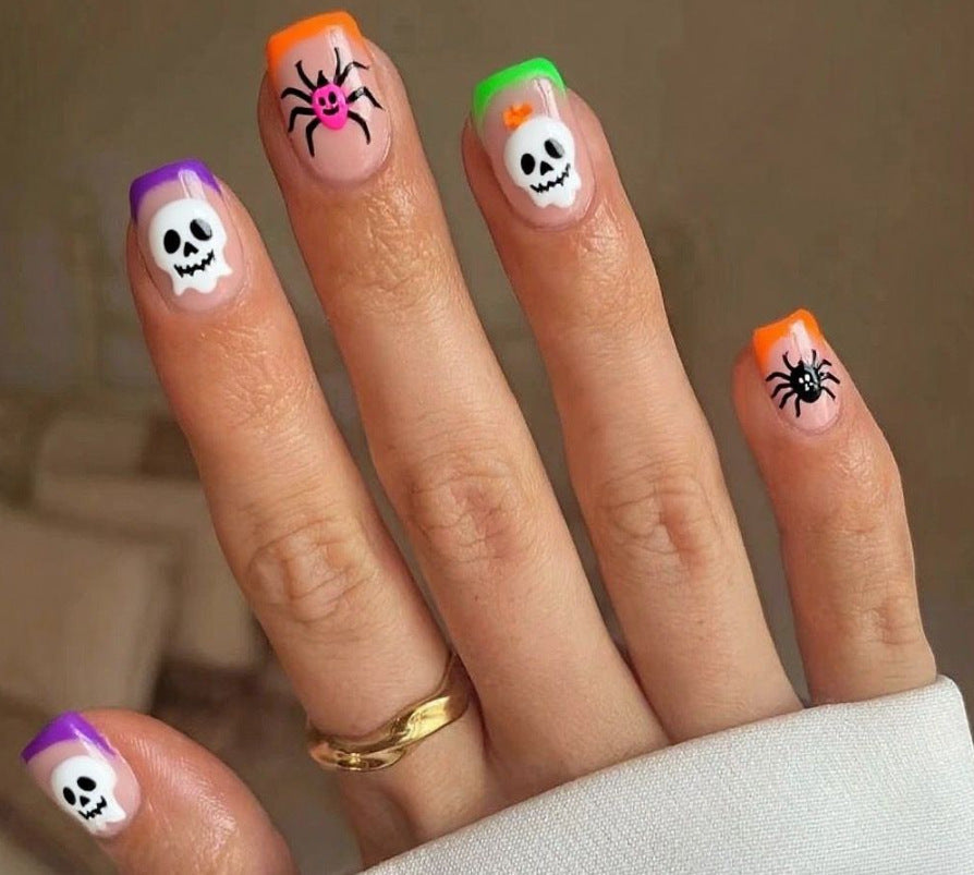 Artistic Halloween Themed Nail Art Stornfield