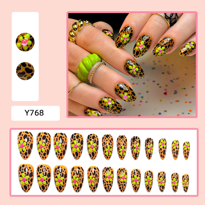 Artificial Nail Decoration In Unique Leopard Pattern Stornfield