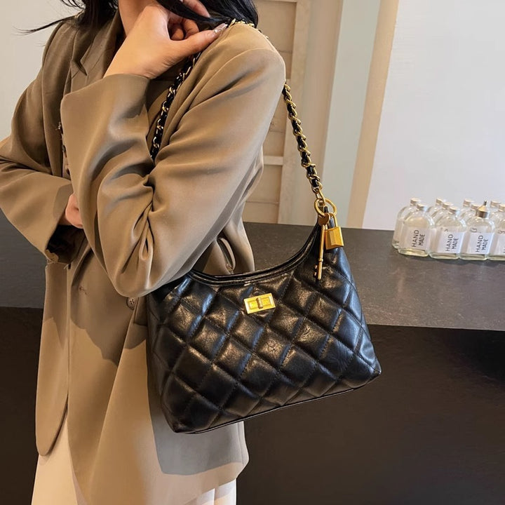 Quilted Chain-Detail Shoulder Bag Stornfield