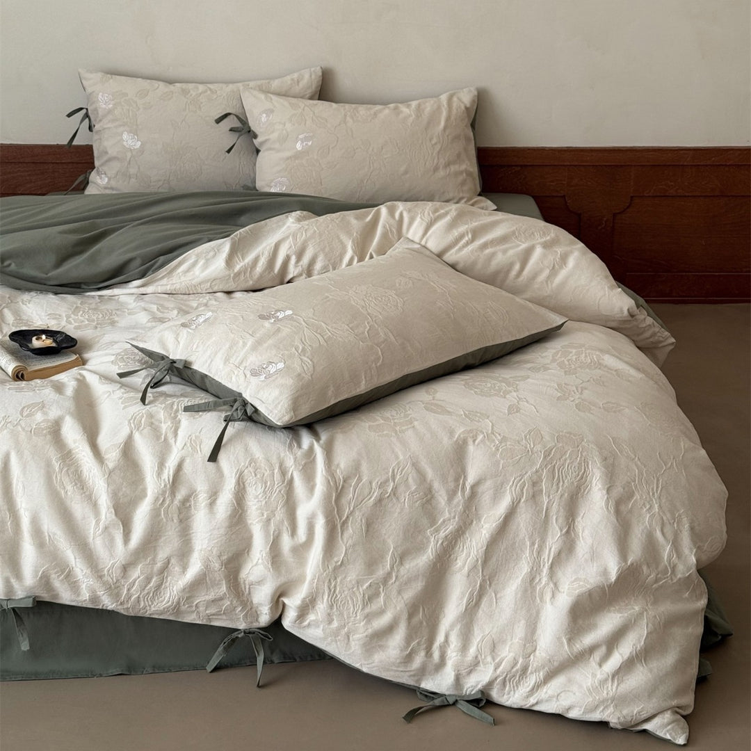 Stonewashed Breathable Cotton-Linen Duvet Cover Set with Embroidered Motif and Corner Tie Closures