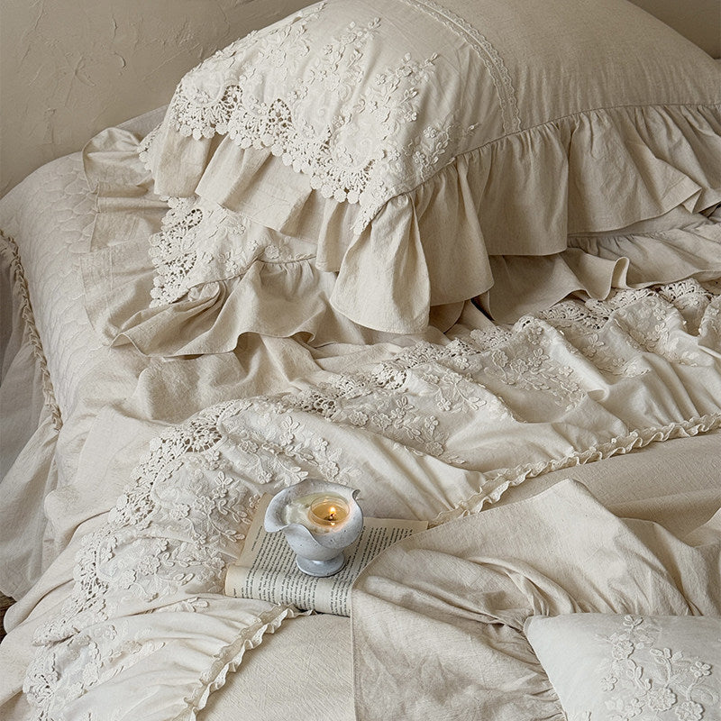 Romantic Ruffled Cotton-Linen Duvet Cover Set with Layered Lace Appliqué