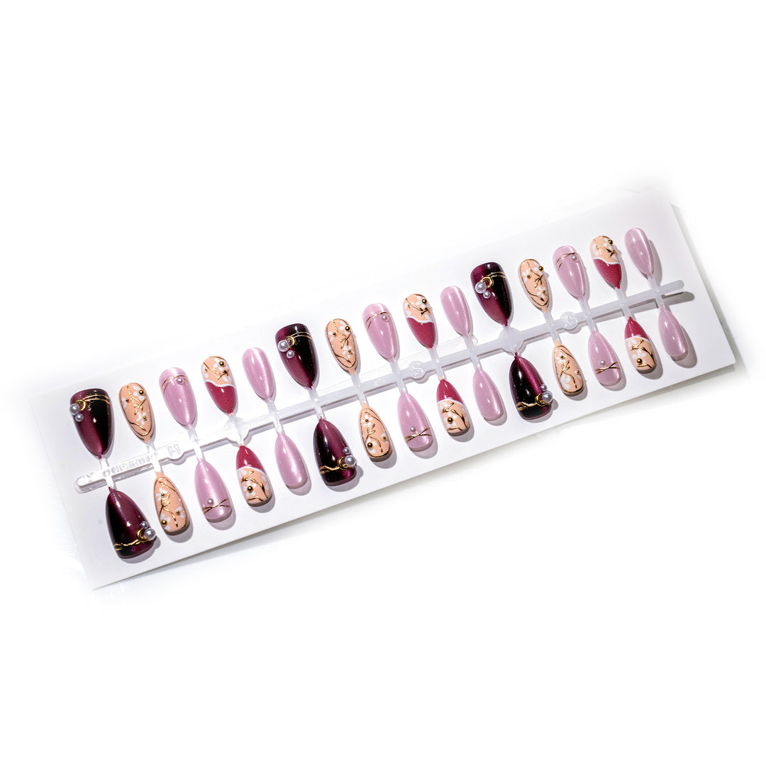 Elegant Press-On Nail Art Set with Pearl and Gold Accents Stornfield