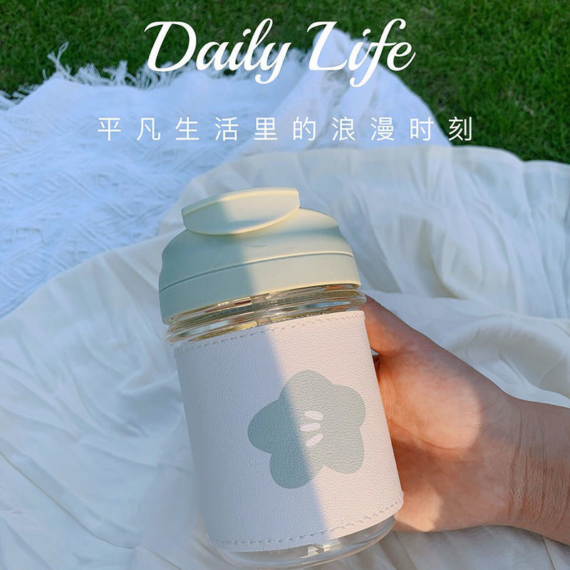 Ladies Insulated Drinking Bottle with Innovative Silicone Lid and Elegant Design Stornfield
