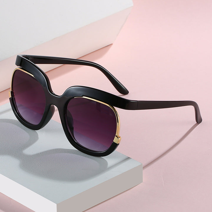 Women Oversized Sunglasses with Elegant Tortoise Design Stornfield