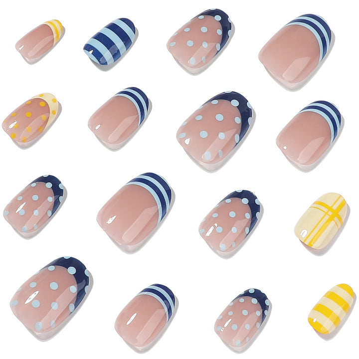 Creative Nail Art in Elegant Pattern Stornfield