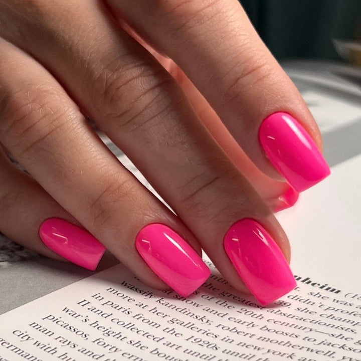 Long-Lasting Glossy Press-On Nails Stornfield