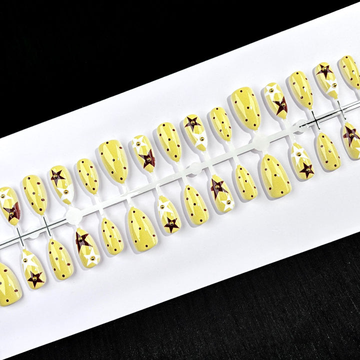 Premium Decorative Press-On Nail Art Set