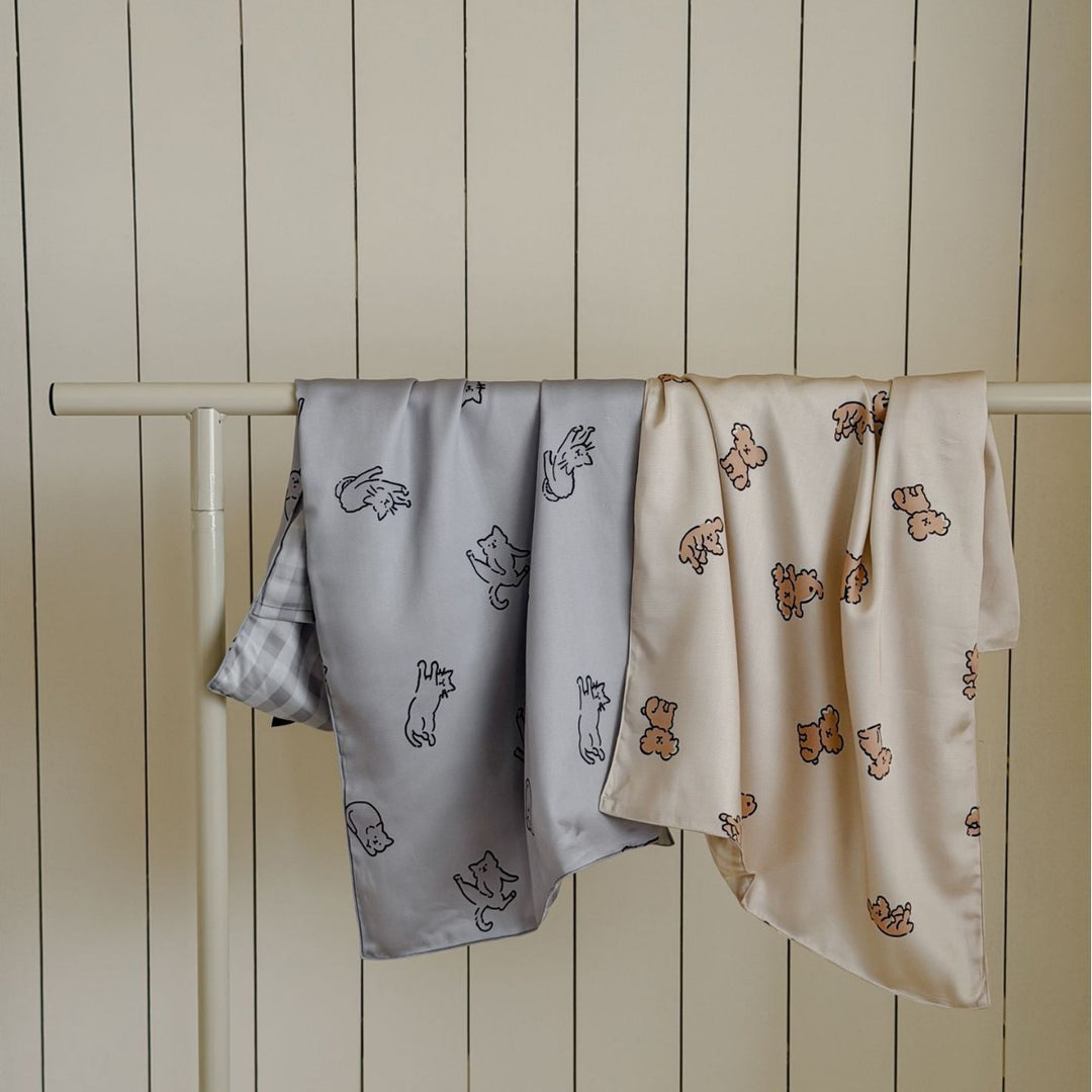 Cat Sketch Cotton Sateen Duvet Cover Set with Reversible Gingham Shams