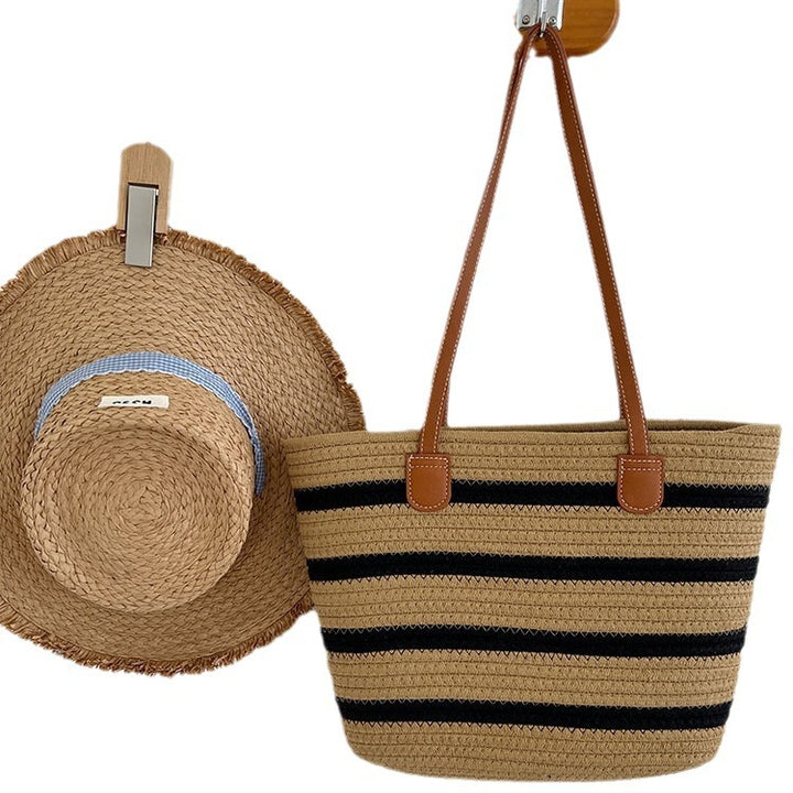 Stylish straw bag with contrasting stripes Stornfield