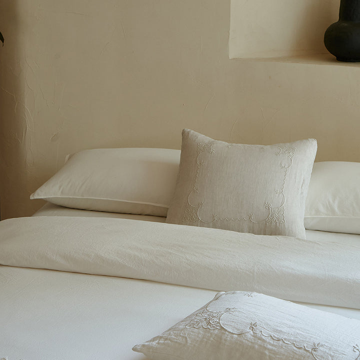 Washed Linen-Blend Duvet Cover Set with Embroidered Accent Cushion & Deep-Pocket Fitted Sheet