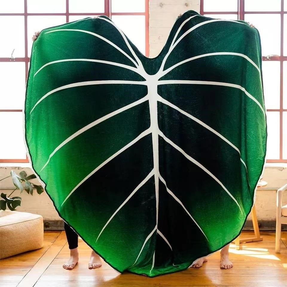 Leaf-Shaped Decorative Throw Blanket