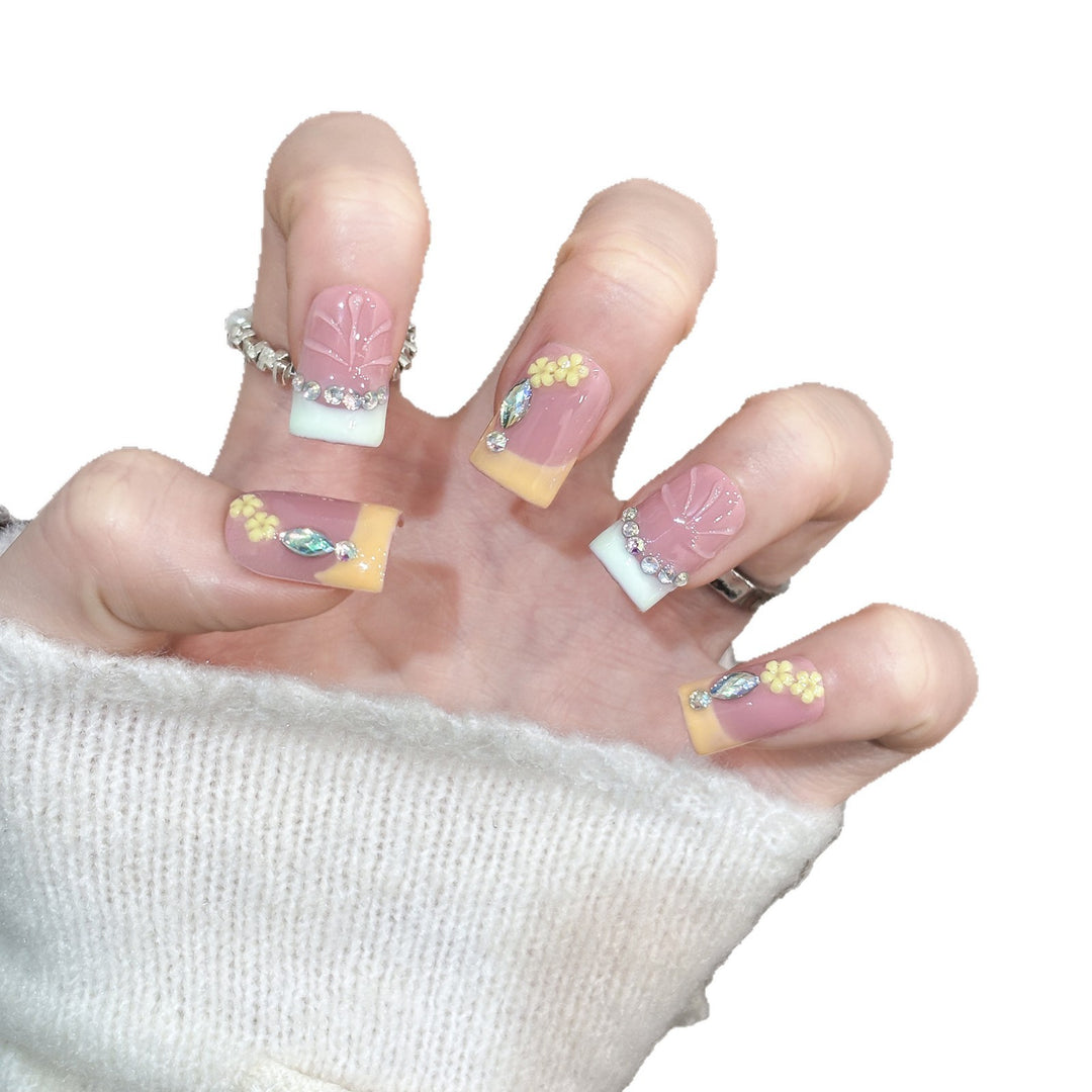 Decorative Floral Design Press-On Nails