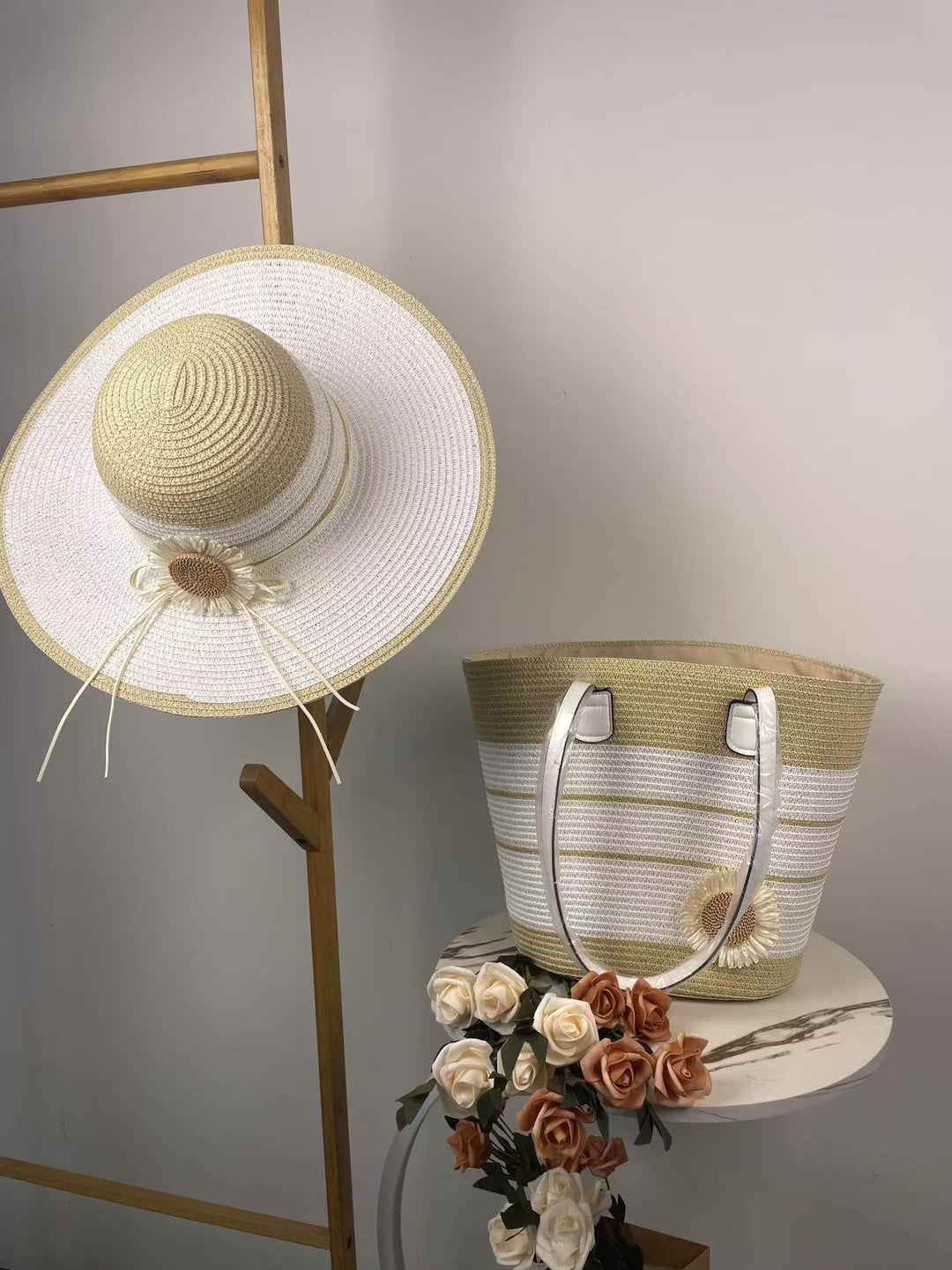 Elegant Beach Bag with Matching Sun Hat Stornfield