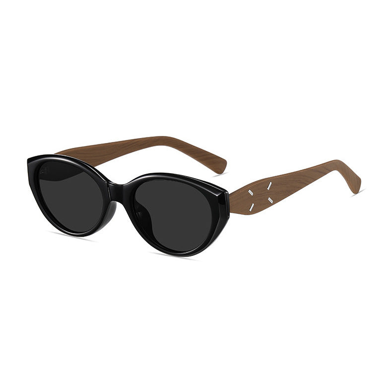 Fashionable Sunglasses in Elegant Cat-Eye Style Stornfield