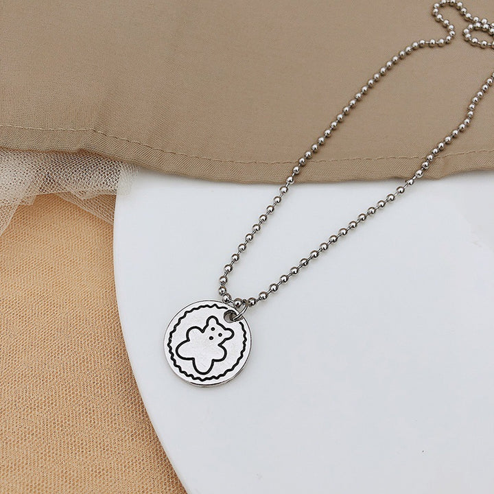 Outline Bear Pendant Necklace Stornfield