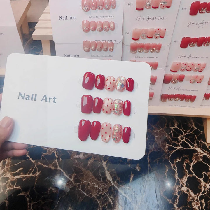 Premium Decorative Nail Art Set Stornfield