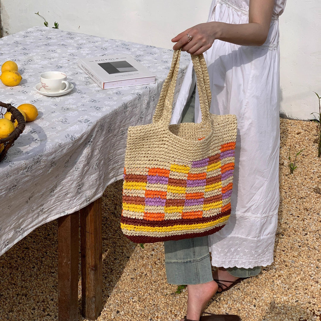 Hand-knotted summer tote Stornfield