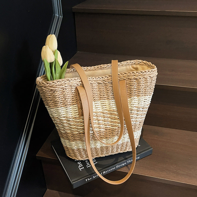 Comfortable beach bag with leather handles Stornfield