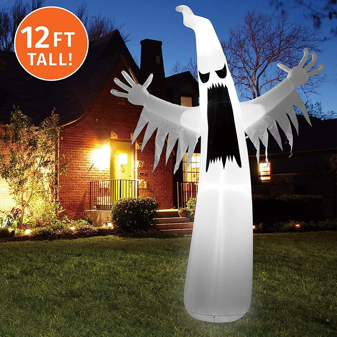 Inflatable spooky ghost