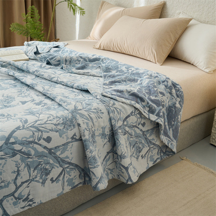Light cotton throw blanket with floral rose print
