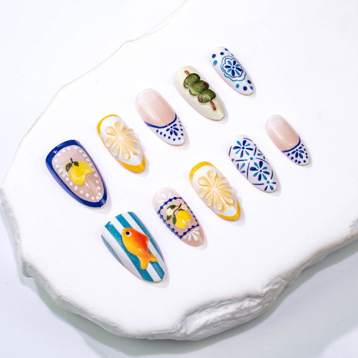 Decorative Themed Press-On Nails