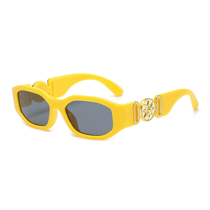 Ladies trendy and stylish sunglasses with luxurious details Stornfield