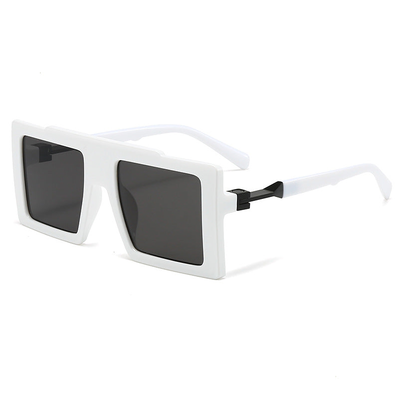 Ladies fashionable sunglasses with rectangular frame Stornfield