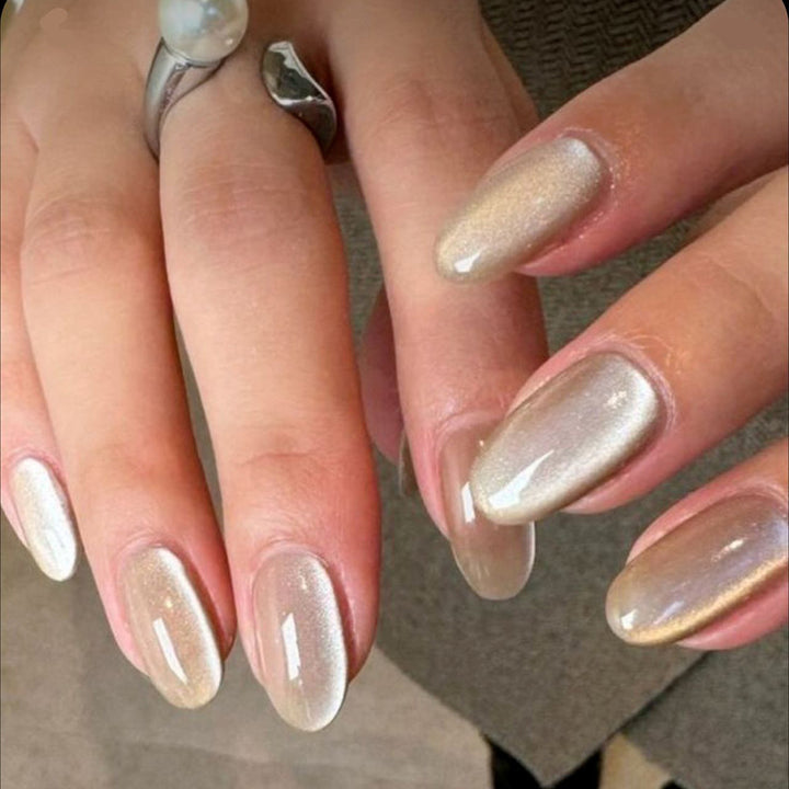Artifical Nails with Elegant Shine Stornfield