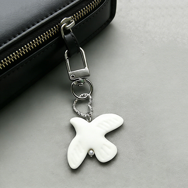 Fashionable keychain with bird design Stornfield