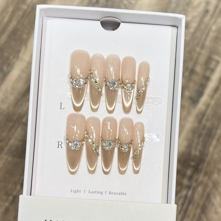Elegant Stiletto Press-On Nail Set with Rhinestone Design Stornfield