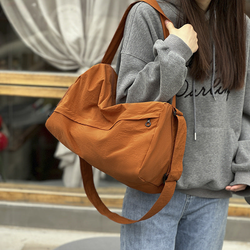 Multifunctional Sports Bag with Ergonomic Design Stornfield