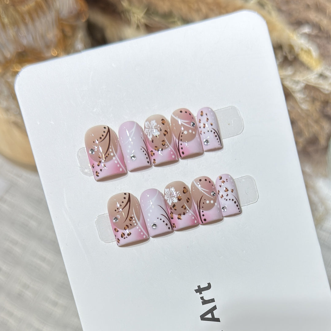 Floral-Inspired Press-On Nail Art Collection Stornfield