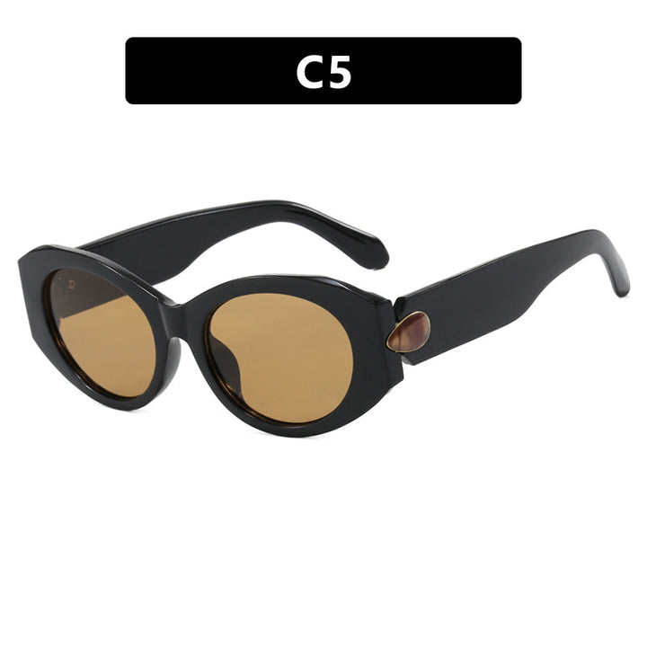Women elegant sunglasses with stylish contours Stornfield