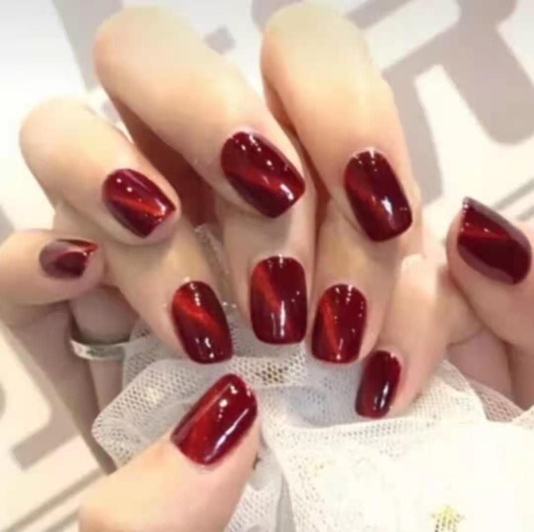 Press-On Nail Set Stornfield