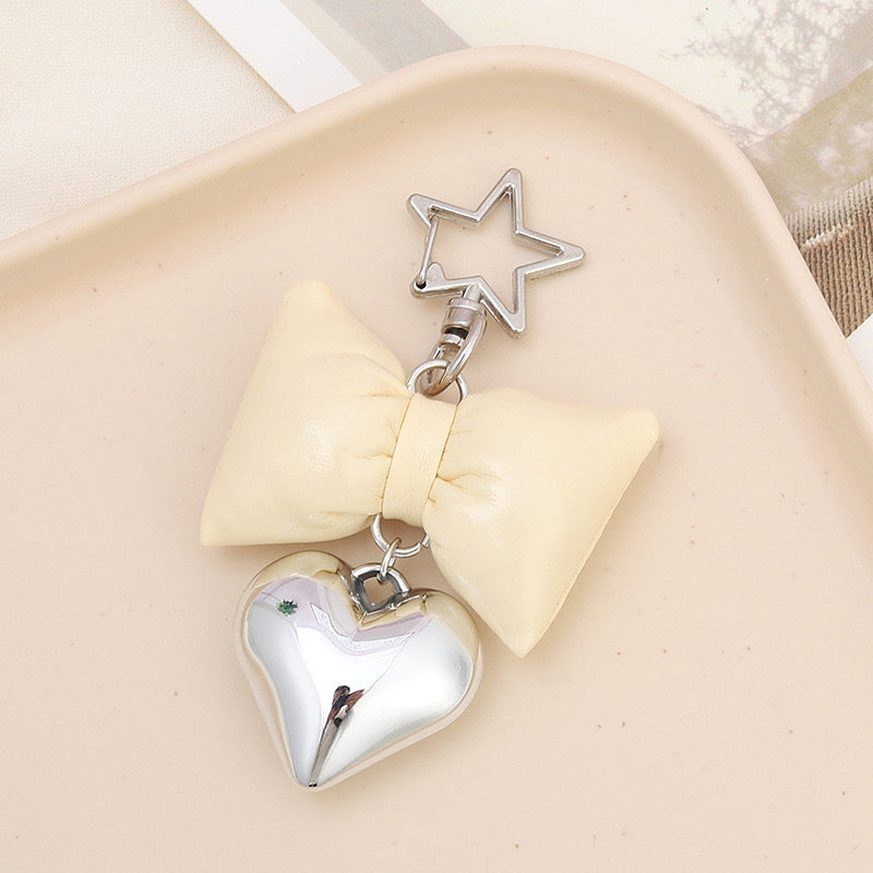 Cute Bow and Heart Keychain Stornfield