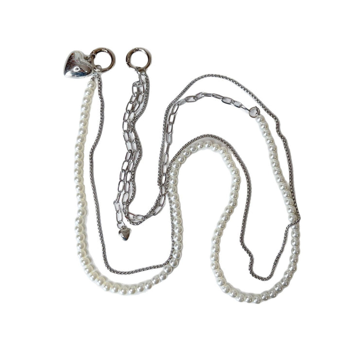 Elegant Beaded Eyewear Chain Stornfield