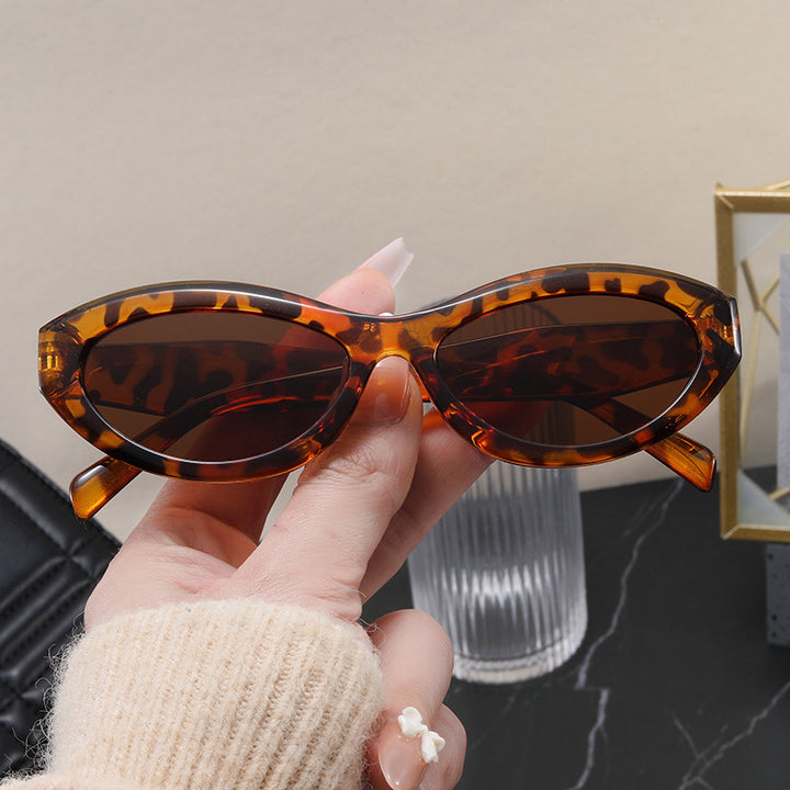 Women's fashionable Cat-Eye sunglasses with UV protection Stornfield