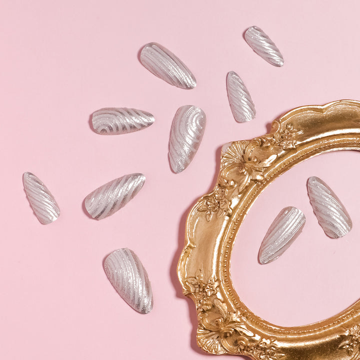 Sculpted Press-On Nail Art Stornfield