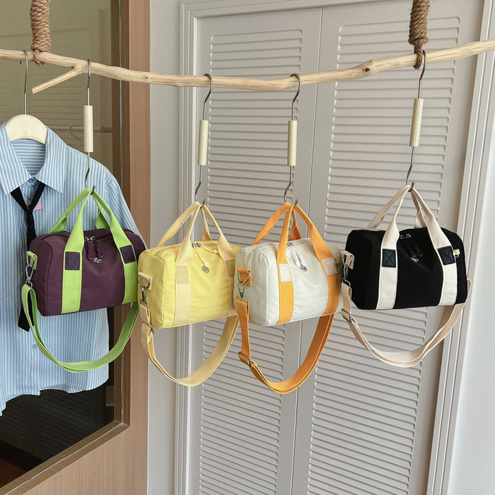Stylish sports bag with adjustable shoulder strap Stornfield