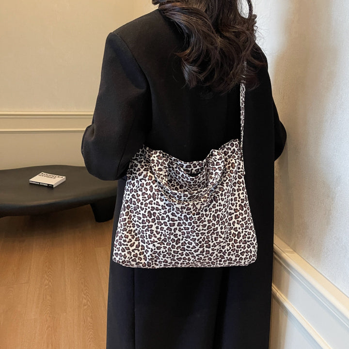 Trendy Leopard Print Tote Bag