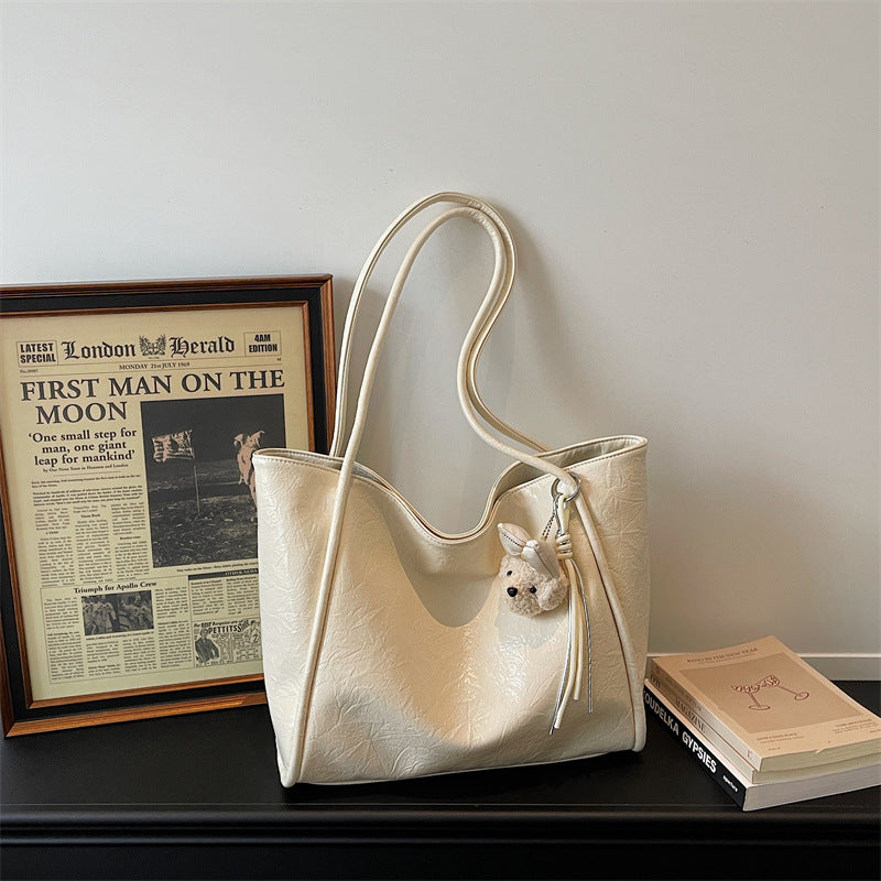 Versatile Soft-Finish Tote Stornfield